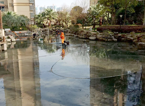 任城景观池淤泥清理